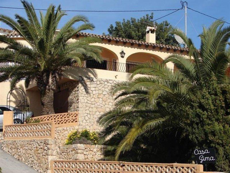 Magnificent Mediterranean Villa near Bassetes Beach Calpe（卡尔佩巴塞斯海滩附近宏伟的地中海别墅）