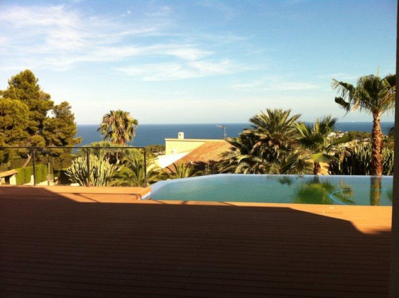 Luxury Property in Moraira with Great Sea Views