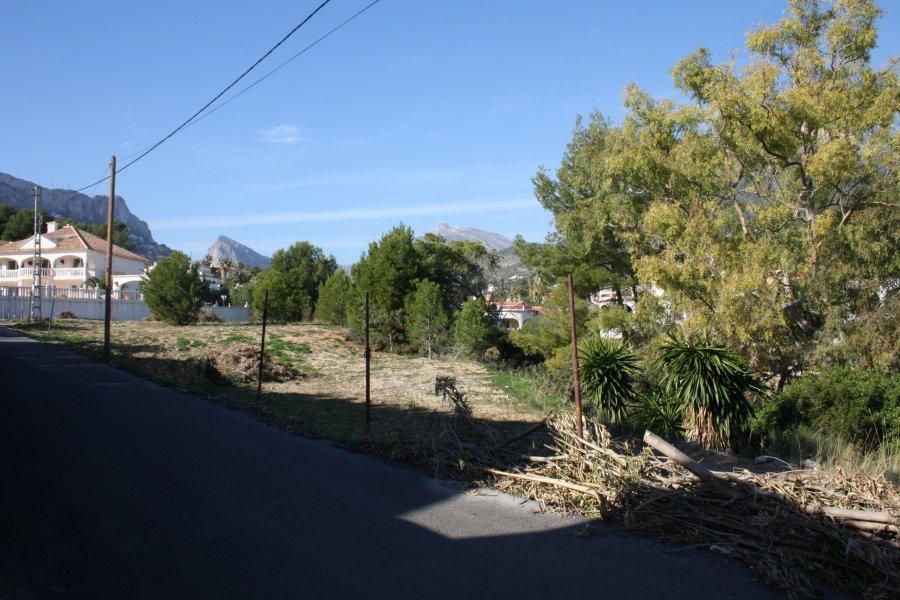 2 Grundstücke mit Wohnprojekten in Calpe