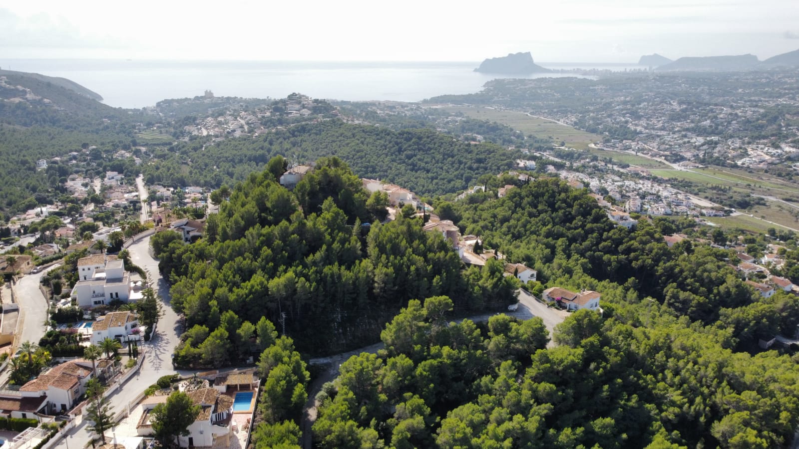 Perceel in Moraira in een ongelooflijk gebied met een uniek uitzicht