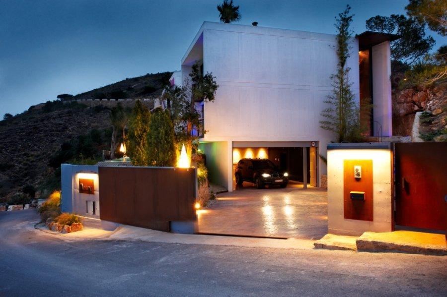 Villa de Lujo con Impresionantes Vistas al Mar y Ciudad de Benidorm