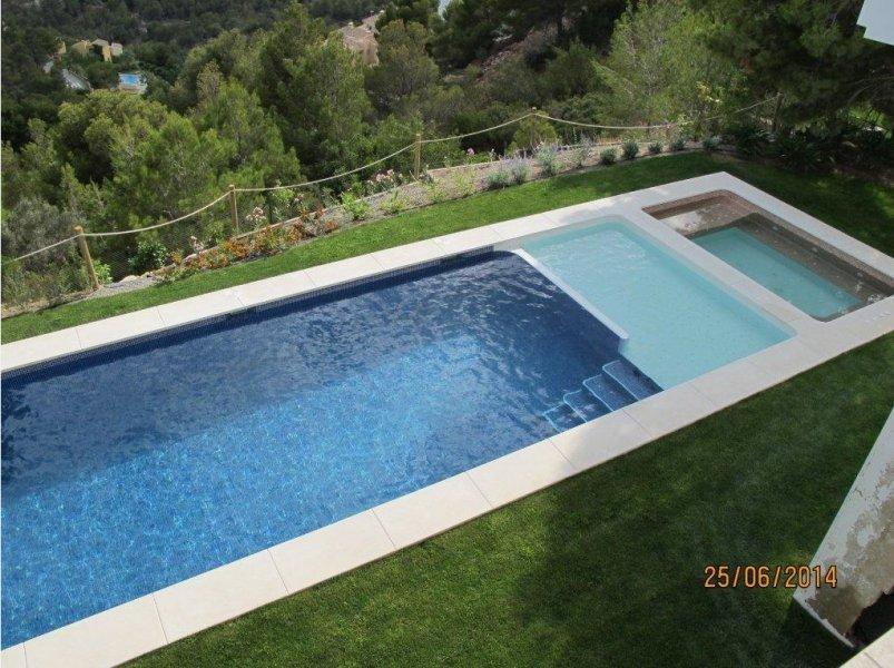 Villa de luxe avec des vues spectaculaires sur les collines d’Altea