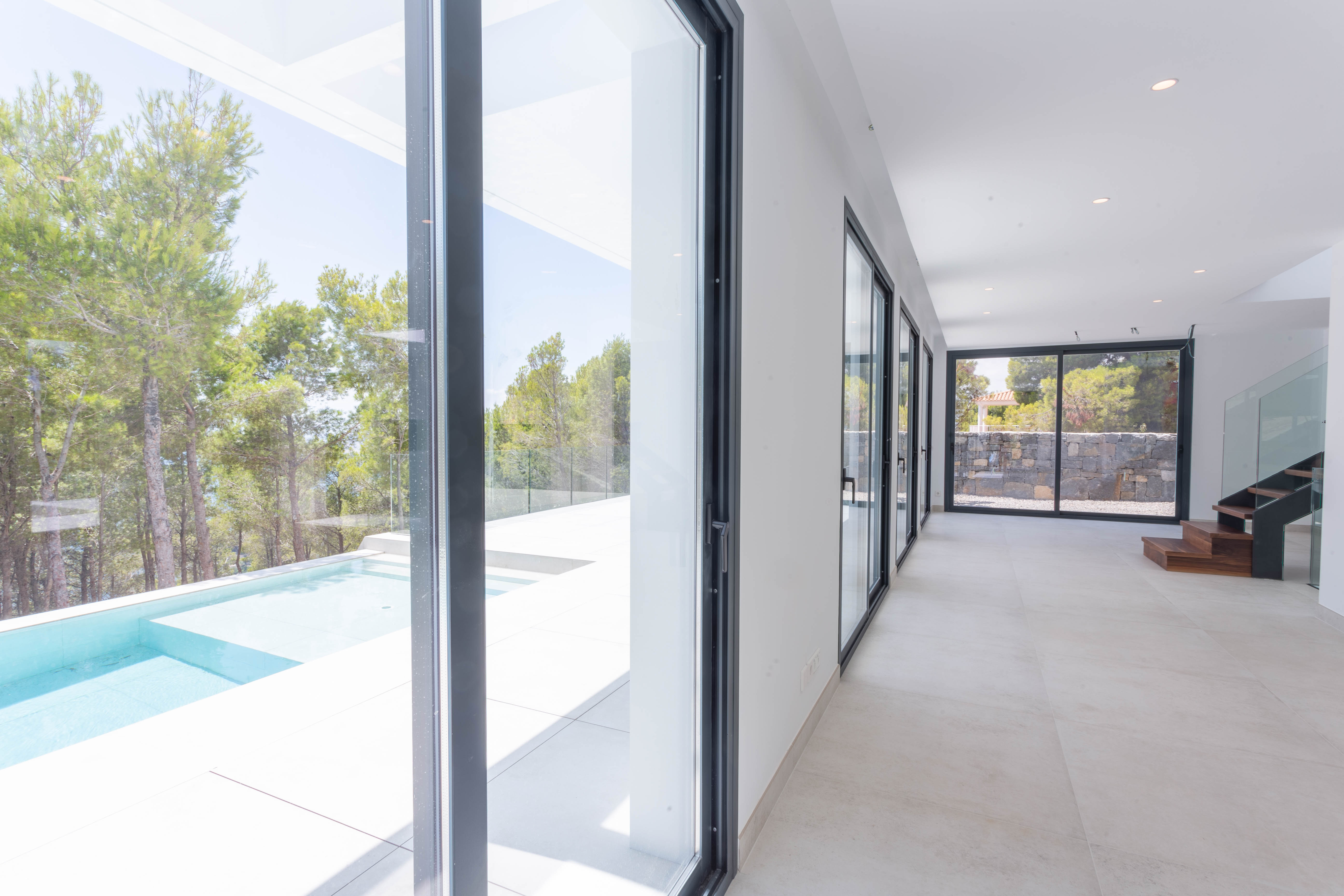 Moderne Villa in Altea mit herrlichem Blick auf das Mittelmeer