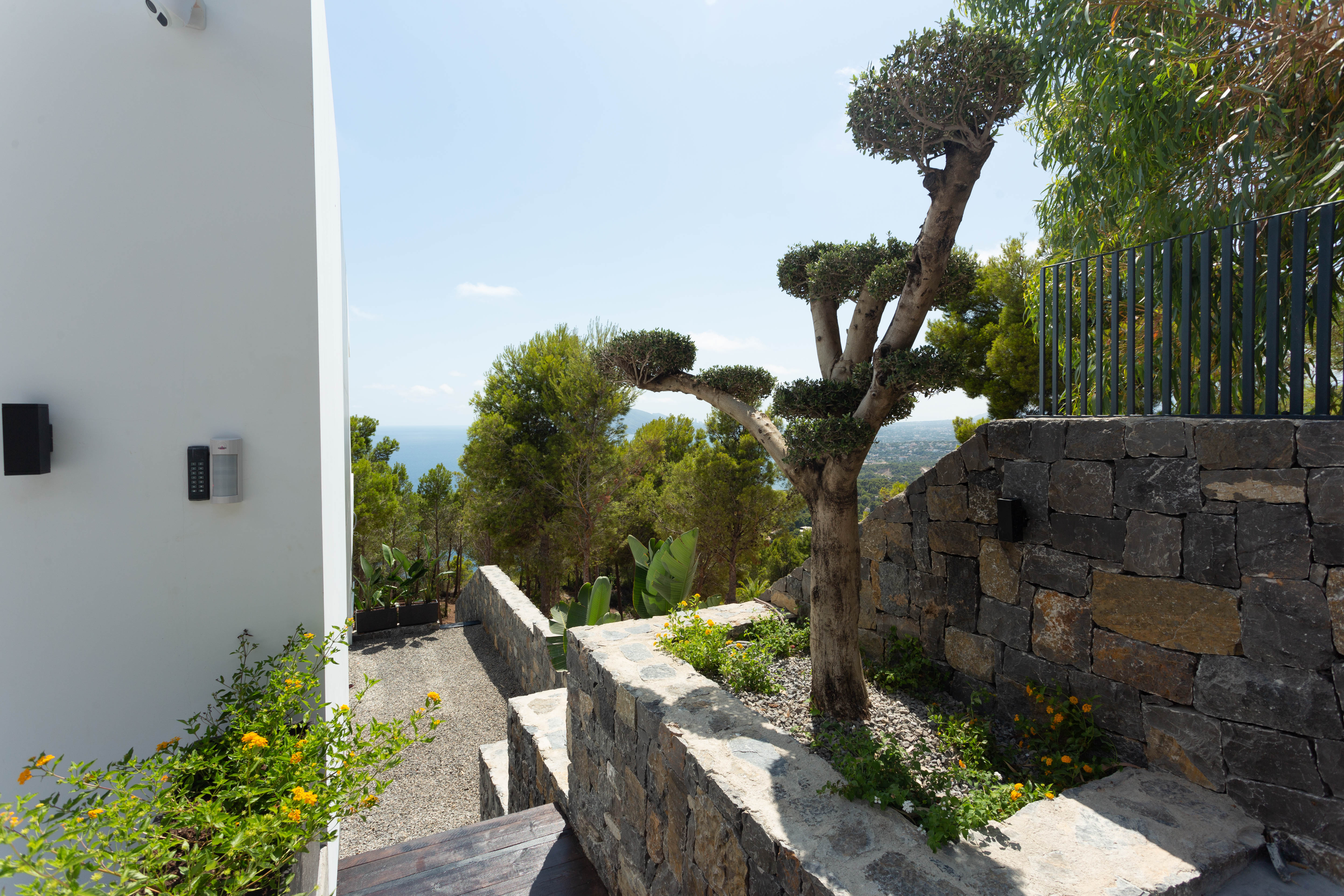 Moderne Villa in Altea mit herrlichem Blick auf das Mittelmeer