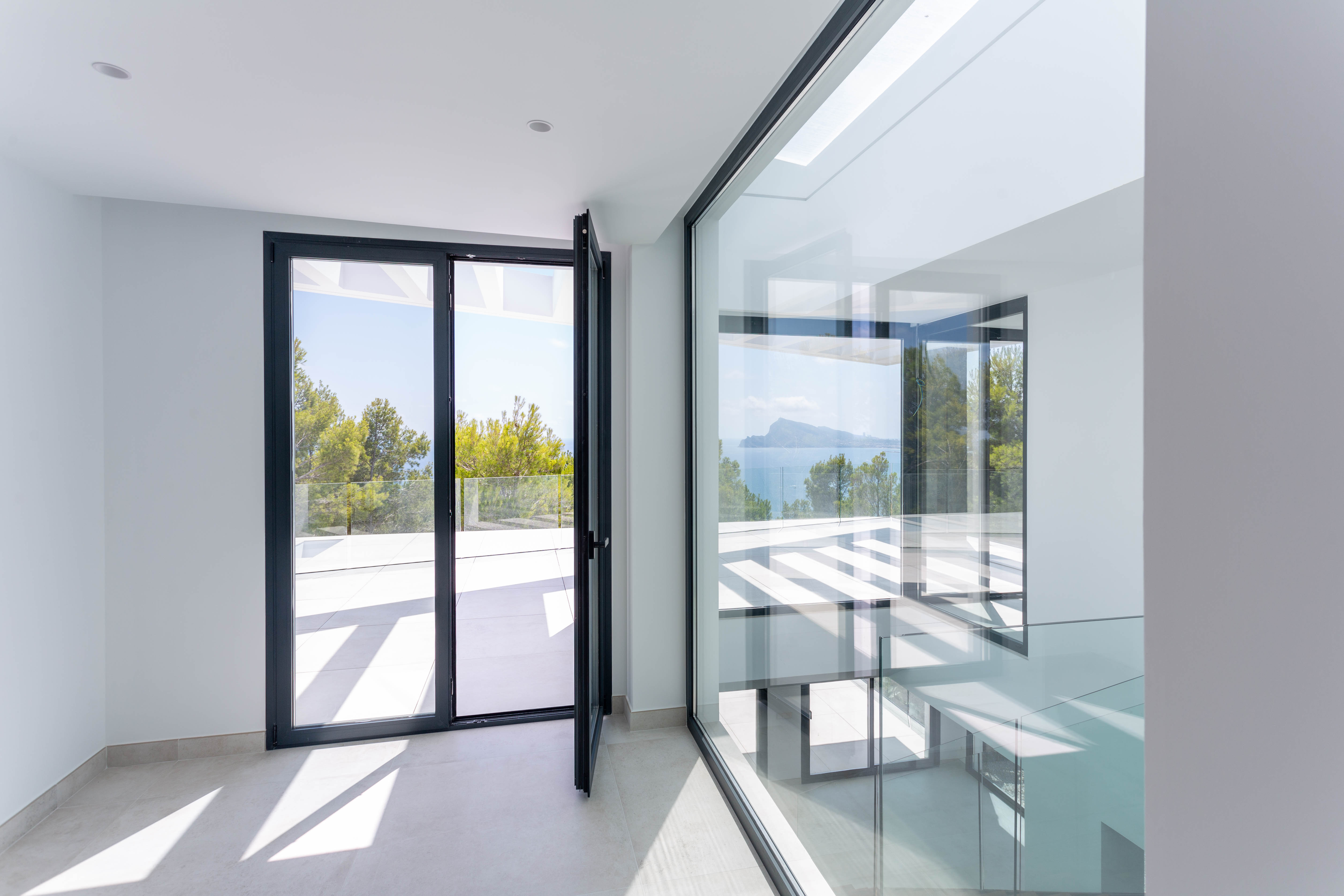 Moderne villa i Altea med fantastisk utsikt over Middelhavet