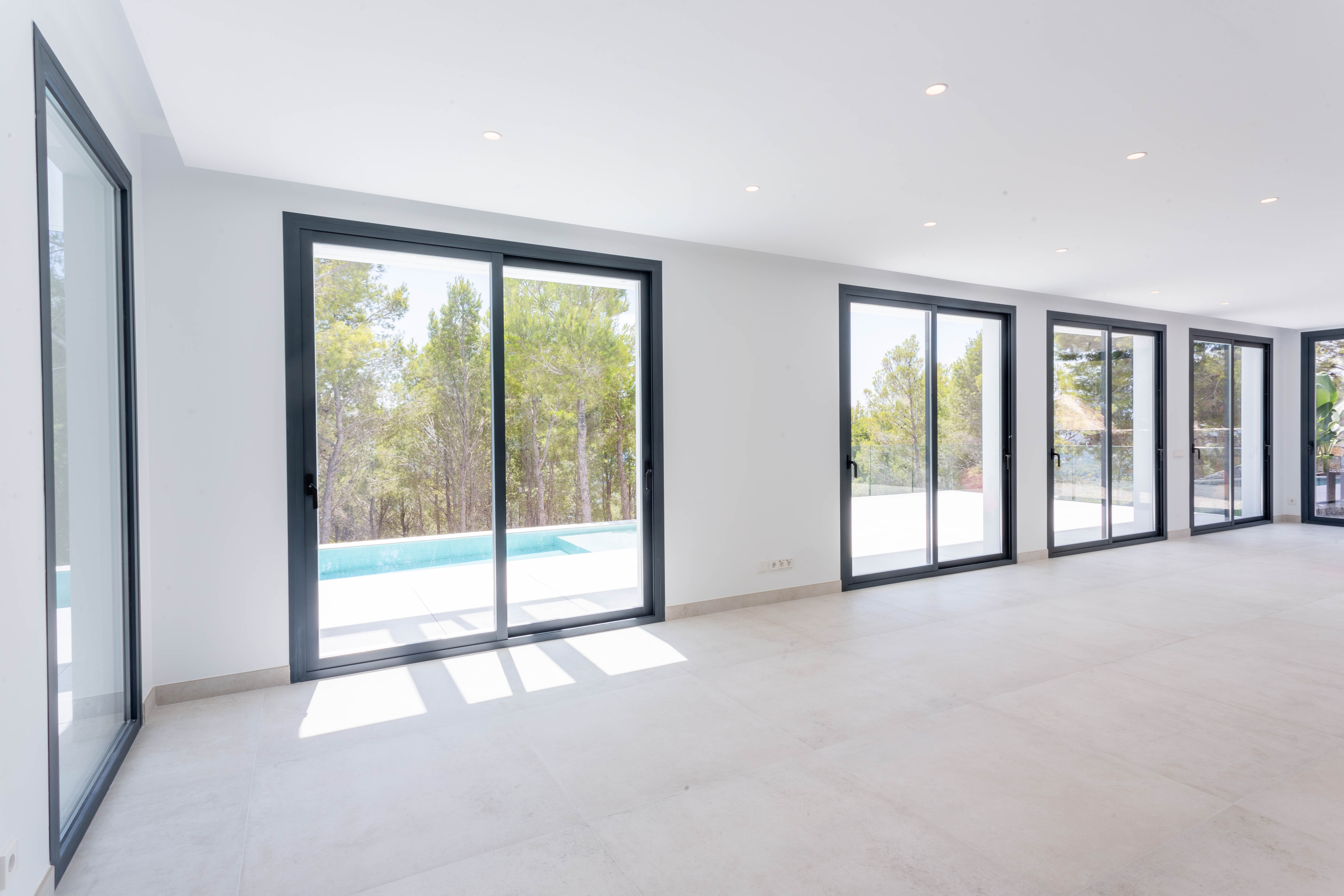 Moderne Villa in Altea mit herrlichem Blick auf das Mittelmeer