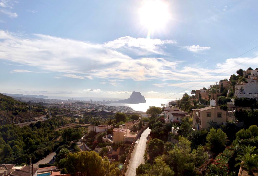 Formidabele gerenoveerde mediterrane villa met uitzicht op zee in Calpe