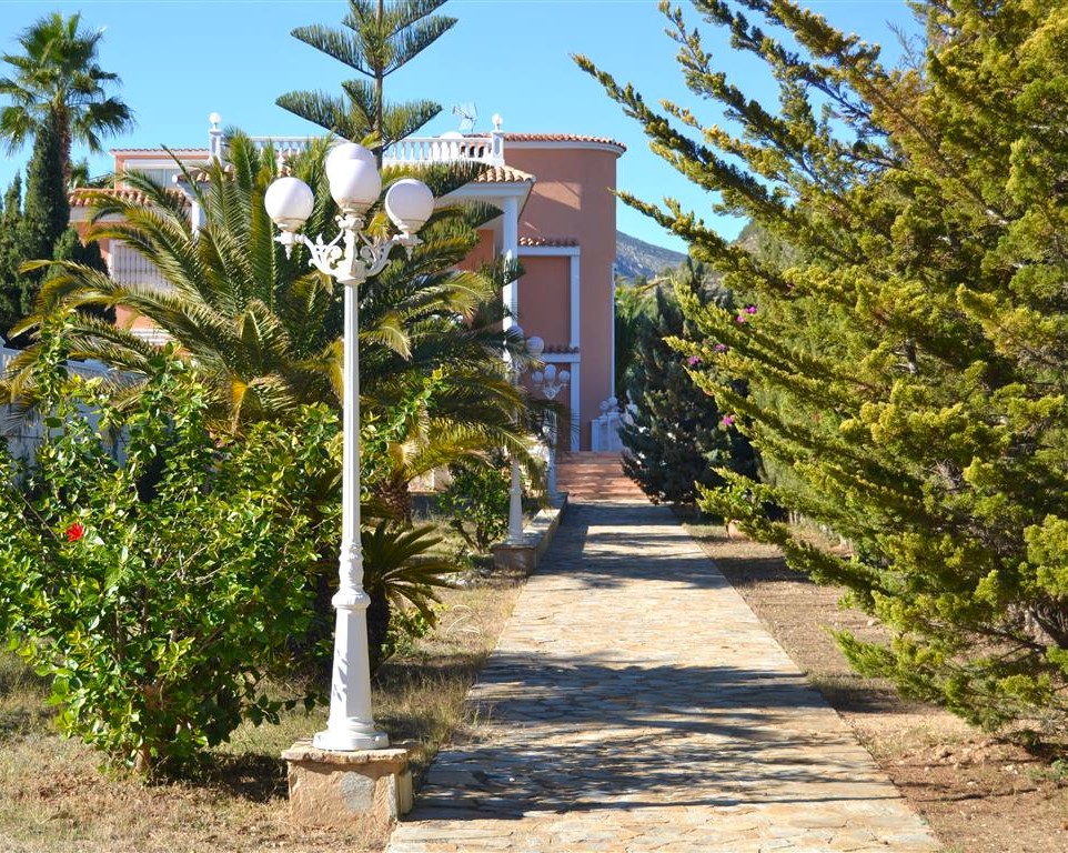 Spacieuse Villa Méditerranéenne avec Vue sur la Mer à Maryvilla Calpe