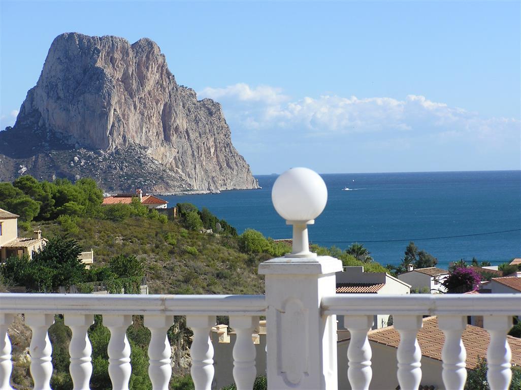 Spacieuse Villa Méditerranéenne avec Vue sur la Mer à Maryvilla Calpe