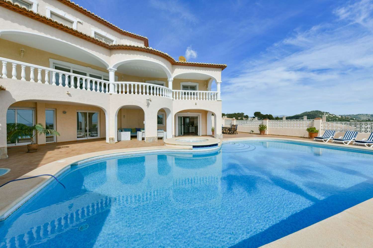 Excellent Villa in the Bay of Calpe with Sea Views