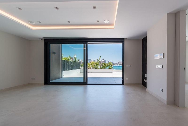 Luxury Duplex in Benidorm on the Beachfront