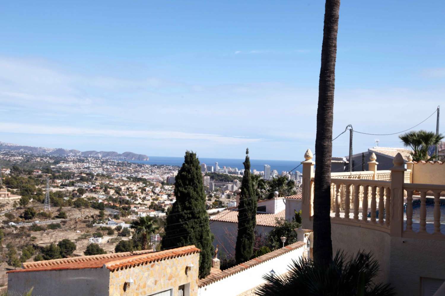 Formidable Villa en Calpe con Vistas al Mediterráneo